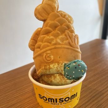 Somisomi - Upside down Ahboong with custard filling, matcha ice cream and biscoff cookie topping - Ice Cream & Frozen Yogurt Near Me - Bellevue, Washington Somisomi - Upside down Ahboong with custard filling, matcha ice cream and biscoff cookie topping - Ice Cream & Frozen Yogurt Near Me - Bellevue, Washington