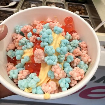 SweetFrog Premium Frozen Yogurt - Pop rocks topping - Ice Cream & Frozen Yogurt Near Me - Springfield, Virginia