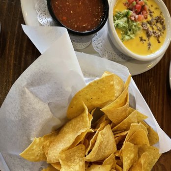 Flying Saucer Draught Emporium - Queso and chips - Beer Bar Near Me - Memphis, Tennessee