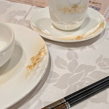 Longing Fusion Cuisine - Tableware - Chinese Near Me - Markham, Ontario Longing Fusion Cuisine - Tableware - Chinese Near Me - Markham, Ontario