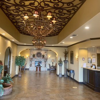 La Quinta by Wyndham Marble Falls - Main checkin area - Hotels Near Me - Marble Falls, Texas La Quinta by Wyndham Marble Falls - Main checkin area - Hotels Near Me - Marble Falls, Texas