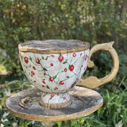 The Front Porch Tearoom - Outside