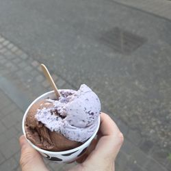George & Danver Ice Cream Cafe