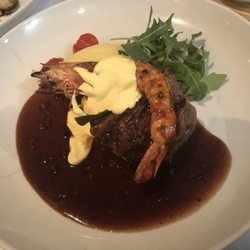 The Point Restaurant - Prime eye fillet steak quite nice!!!
