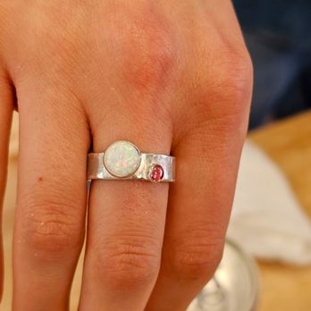 Love Links Studio - Jewelry Near Me - Thousand Oaks, California