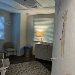 Outpatient Lactation Clinic - Mercy Hospital of Folsom - Consult room