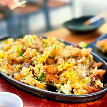 JINYA Ramen Bar - Burbank - NEW Garlic Fried Rice with added pork IG: @ammysalamii - Ramen Near Me - Burbank, California