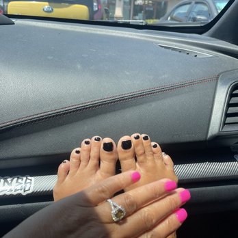 French Nails & Lashes - Gel toes and dip finger nails by Lynn. - Waxing Near Me - Murrieta, California