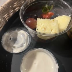 Jason's Deli - Fruit cup with dip