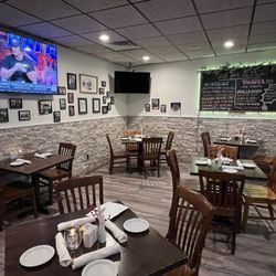Pappas Restaurant - Inside