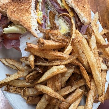 The Pelican Cafe - Diners Near Me - Laurel, Montana The Pelican Cafe - Diners Near Me - Laurel, Montana