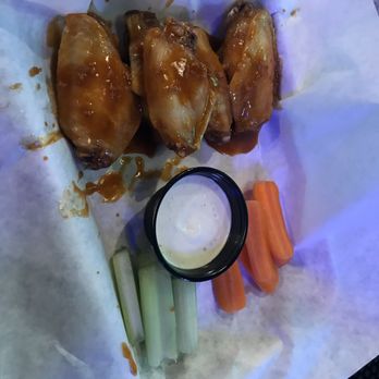 Dukes - Wings - Bars Near Me - Humble, Texas