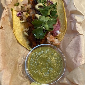 SAAL Brewing - Fish taco - Brewpubs Near Me - Stanwood, Washington
