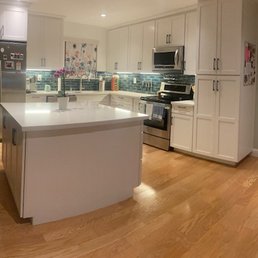 It's the backsplash tiles we got. It's the backsplash tiles we got.