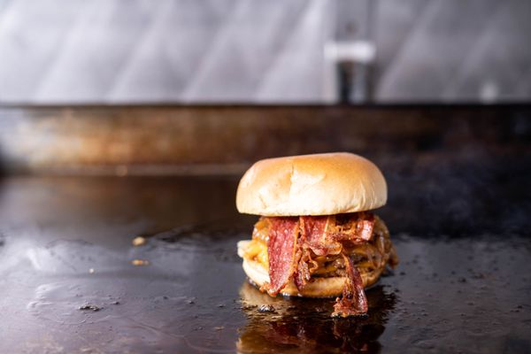 Smash House Burgers by null