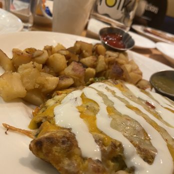 Yolk - South Loop - El Torero Scrambler - Breakfast & Brunch Near Me - Chicago, Illinois Yolk - South Loop - El Torero Scrambler - Breakfast & Brunch Near Me - Chicago, Illinois