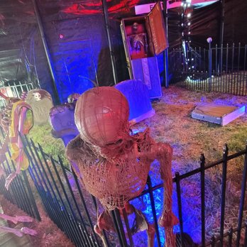 Paranormal Cirque Tour - Decor - April 2025 - Performing Arts Near Me - Gaithersburg, Maryland Paranormal Cirque Tour - Decor - April 2025 - Performing Arts Near Me - Gaithersburg, Maryland
