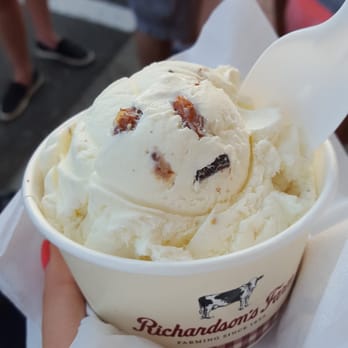 Richardson's Ice Cream - Ice Cream & Frozen Yogurt Near Me - Middleton, Massachusetts