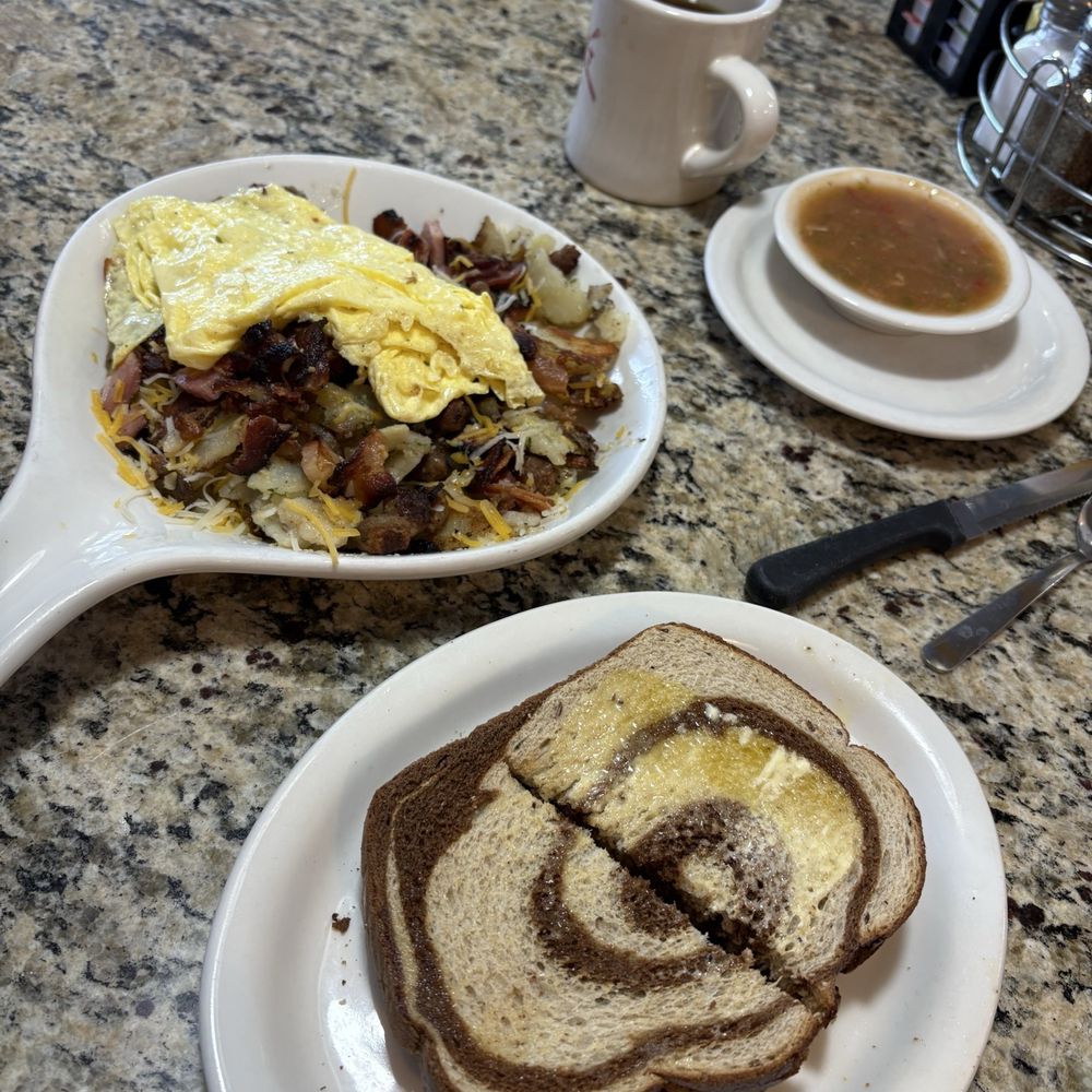 Hits The Spot Diner - Ready to Devour - Diners Near Me - Lakewood, Colorado Hits The Spot Diner - Ready to Devour - Diners Near Me - Lakewood, Colorado