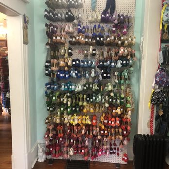 A Stitch In Time - Arts & Crafts Near Me - Jacksonville, Florida