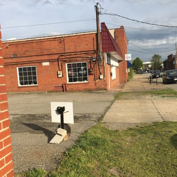 Rag & Bones - Same building as Art On Wheels - Community Service/Non-Profit Near Me - Richmond, Virginia