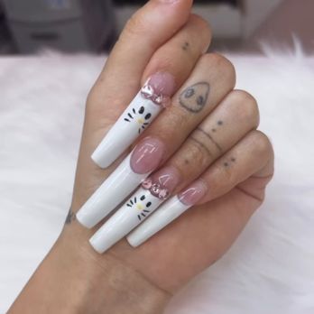 Divas Nails - Hello Kitty Nails - Nail Salons Near Me - Northridge, California