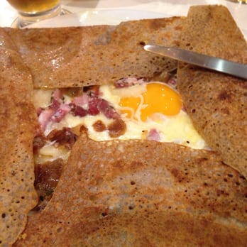 Le Café Bleu - Galette Paysanne, Lardons, œuf, emmental, pomme de terre - Creperies Near Me - Talence, 33 Le Café Bleu - Galette Paysanne, Lardons, œuf, emmental, pomme de terre - Creperies Near Me - Talence, 33