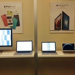 UR Tech Store