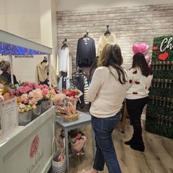 Apricot Lane Boutique - Westlake - Galentines Shop