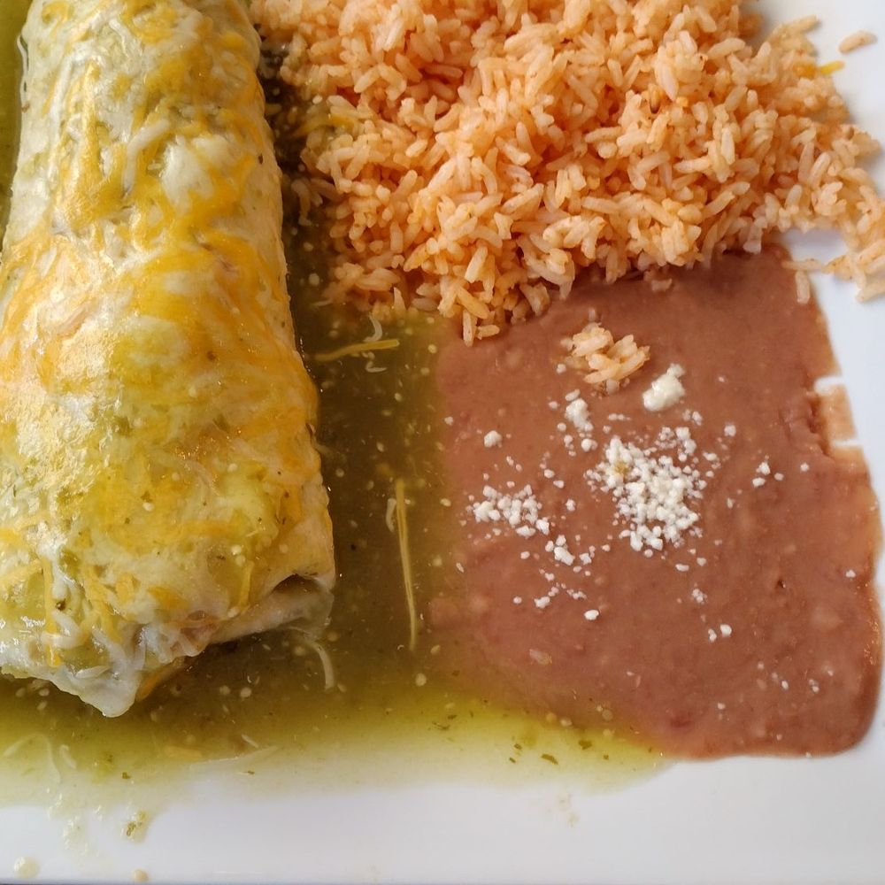 Norte Sur Mexican Restaurant - Carnitas Burrito with Rice and Beans - Mexican Near Me - Reading, Pennsylvania Norte Sur Mexican Restaurant - Carnitas Burrito with Rice and Beans - Mexican Near Me - Reading, Pennsylvania