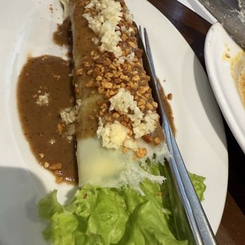 Balay Dako - Lumpiang sariwa - Filipino Near Me - Tagaytay, CAV Balay Dako - Lumpiang sariwa - Filipino Near Me - Tagaytay, CAV