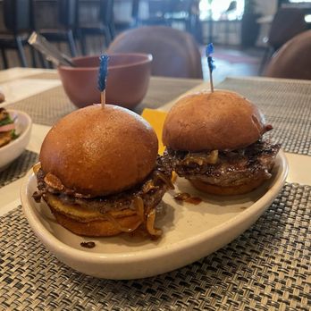 Brickland | Restaurant & Bar - Wagyu sliders - New American Near Me - Sacramento, California