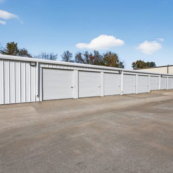 StorageMart - Self Storage Near Me - Independence, Missouri StorageMart - Self Storage Near Me - Independence, Missouri