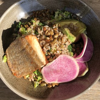 Met Back Bay - Green Guru Salad with salmon - New American Near Me - Boston, Massachusetts Met Back Bay - Green Guru Salad with salmon - New American Near Me - Boston, Massachusetts