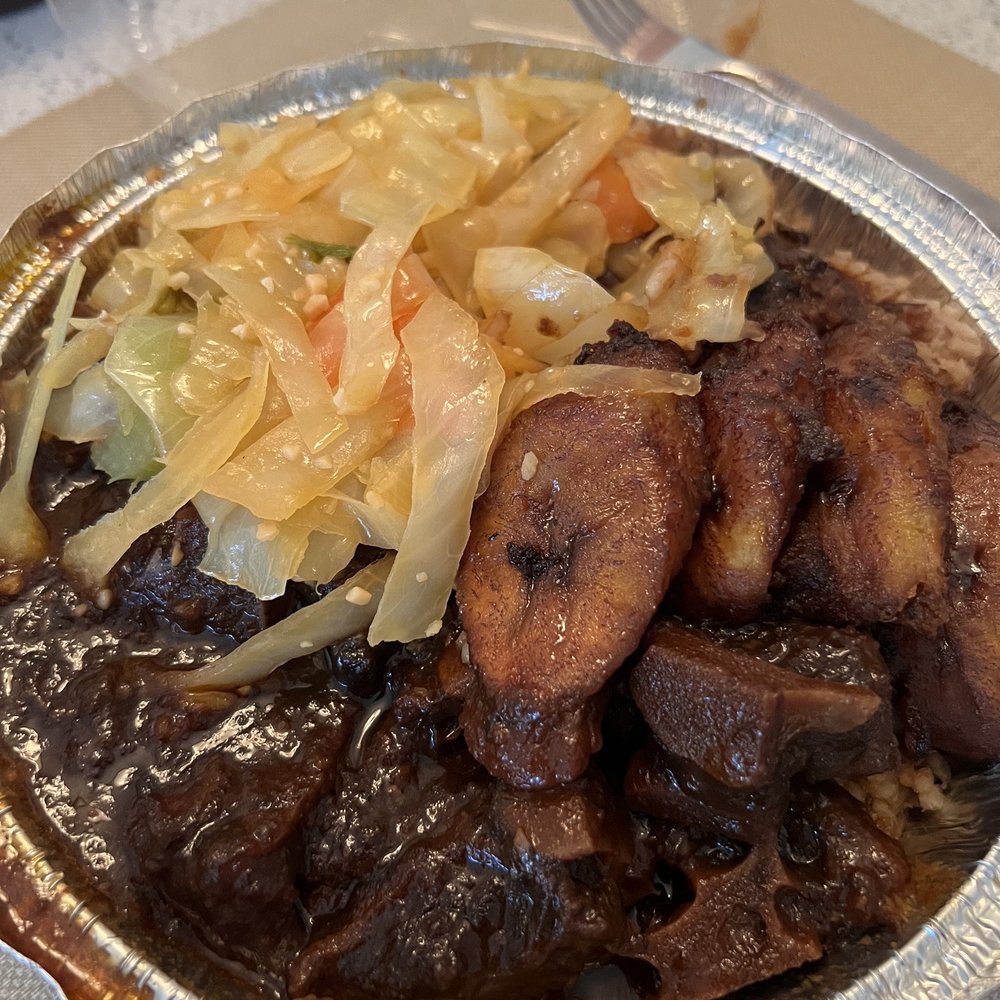 Uncle Don’s Kitchen - Lg Oxtail Stew, vegetables, Fried sweet plantain - Caribbean Near Me - Hicksville, New York Uncle Don’s Kitchen - Lg Oxtail Stew, vegetables, Fried sweet plantain - Caribbean Near Me - Hicksville, New York