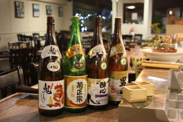 VICTOR'S SUSHI by null