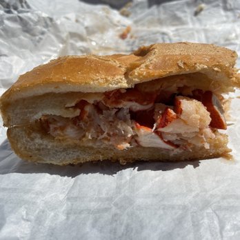 Vinny's Deli - Amazing hot buttery lobster roll (this is half) - Delis Near Me - Wallingford, Connecticut Vinny's Deli - Amazing hot buttery lobster roll (this is half) - Delis Near Me - Wallingford, Connecticut