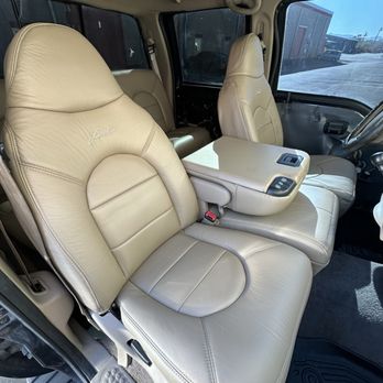 Ian's Auto Interior - Ryan quoted me $850 to do installation on the seat kit that I got done for $600!   These people are a total rip off! - Auto Upholstery Near Me - Las Vegas, Nevada