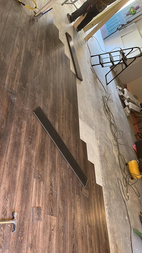 Slide of Ginez Construction