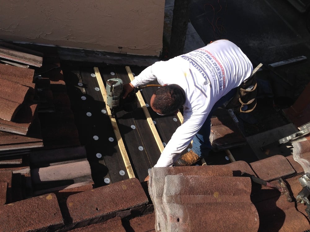 Slide of New Roofing & GC ,LLC