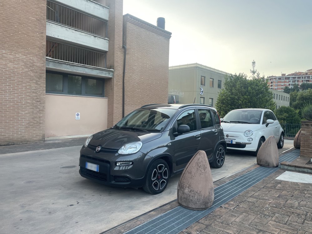 GREEN MOTION ROMA FIUMICINO AIRPORT Via Portuense 2411c, Fiumicino