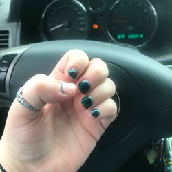 Hollywood Nails