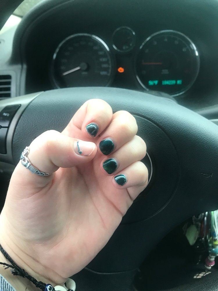 HOLLYWOOD NAILS Updated September 2024 13 Reviews 1790 Tiny Town