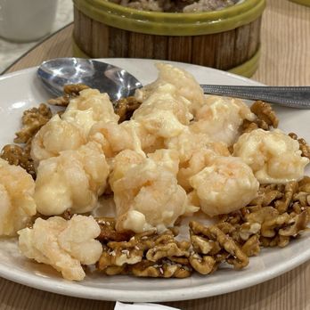 Mayflower Restaurant - Walnuts Prawns - Chinese Near Me - Milpitas, California Mayflower Restaurant - Walnuts Prawns - Chinese Near Me - Milpitas, California