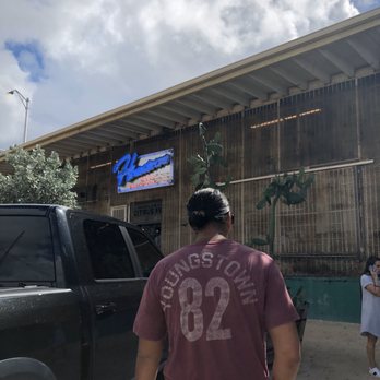 Hometown Bar-B-Que - BabyBrown - Barbeque Near Me - Miami, Florida Hometown Bar-B-Que - BabyBrown - Barbeque Near Me - Miami, Florida