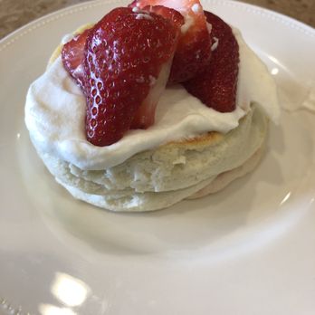 Basilur - Strawberry Pancake - Coffee & Tea Near Me - Buena Park, California