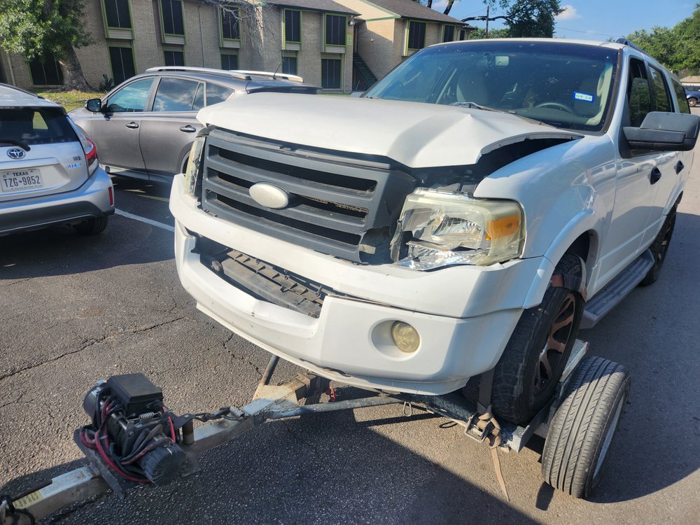 D & E Junk Car Buyers And Towing
