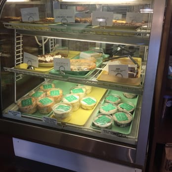Muddy's Bake Shop - Yummy goodness in a case ;) - Bakeries Near Me - Memphis, Tennessee Muddy's Bake Shop - Yummy goodness in a case ;) - Bakeries Near Me - Memphis, Tennessee