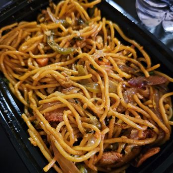 India's Tandoori - Chicken Chowmein - Indian Near Me - Manhattan Beach, California