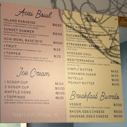 Menu: açaí bowl, ice cream, toasts, breakfast burritos. Gluten-free options!
